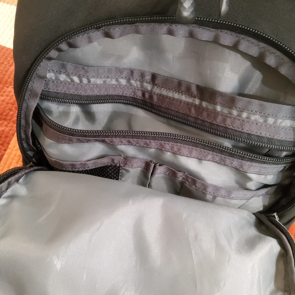 The North Face Vault Black Backpack